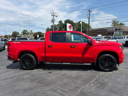 Used 2025 Chevrolet Silverado 1500 Custom w/ Turbomax Blackout Package AWD/4WD image 2