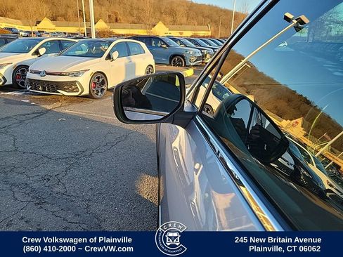 Used 2023 Subaru Outback Premium image 27