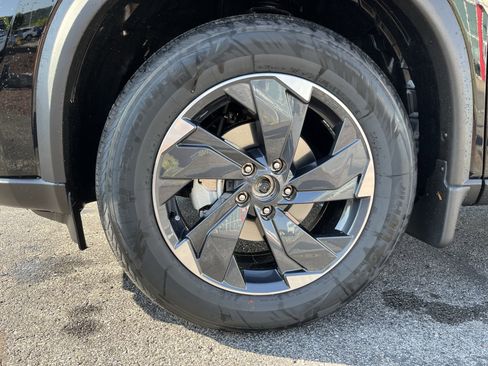 New 2026 Nissan Rogue SV w/ SV Premium Package image 12