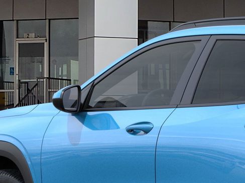 New 2026 Chevrolet Trax LT image 12