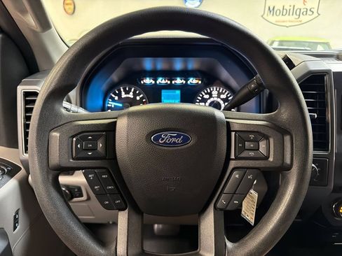Used 2018 Ford F150 XLT AWD/4WD image 17