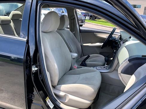 Used 2012 Toyota Corolla LE FWD image 8