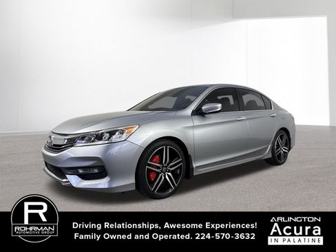Used 2017 Honda Accord Sport image 2