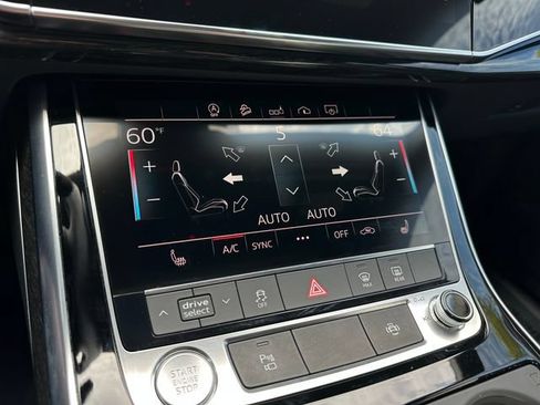 Used 2020 Audi Q7 3.0T Premium Plus AWD/4WD image 25