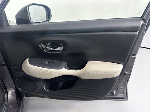 Used 2024 Honda HR-V LX image 30