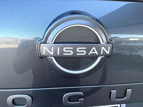 New 2026 Nissan Rogue SV image 8