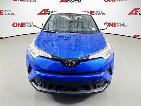 Certified 2018 Toyota C-HR XLE image 2