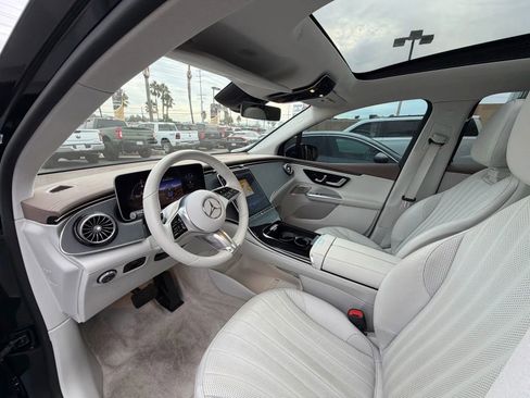 Used 2023 Mercedes-Benz EQE 500 4MATIC SUV image 8