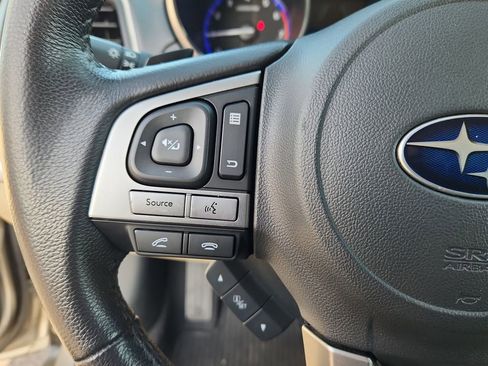 Used 2017 Subaru Outback 2.5i Limited image 18