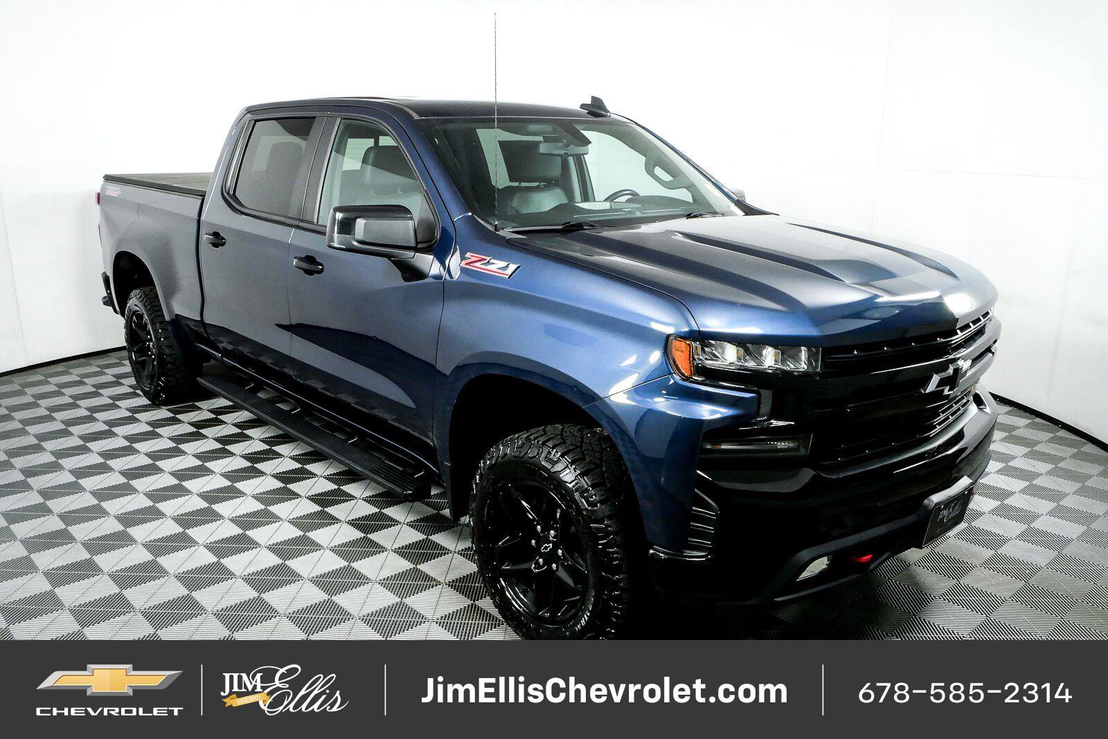 Used 2021 Chevrolet Silverado 1500 LT Trail Boss w/ Convenience Package II AWD/4WD image 1