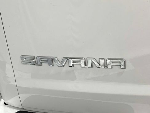 Used 2024 GMC Savana 2500 w/ Driver Convenience Package RWD image 9