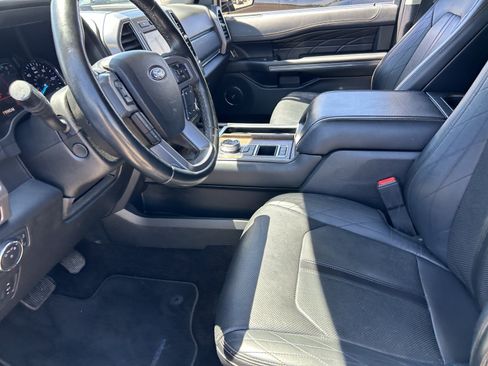 Used 2020 Ford Expedition Platinum RWD image 10