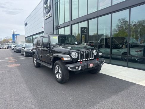 Used 2019 Jeep Wrangler Unlimited Sahara AWD/4WD image 1