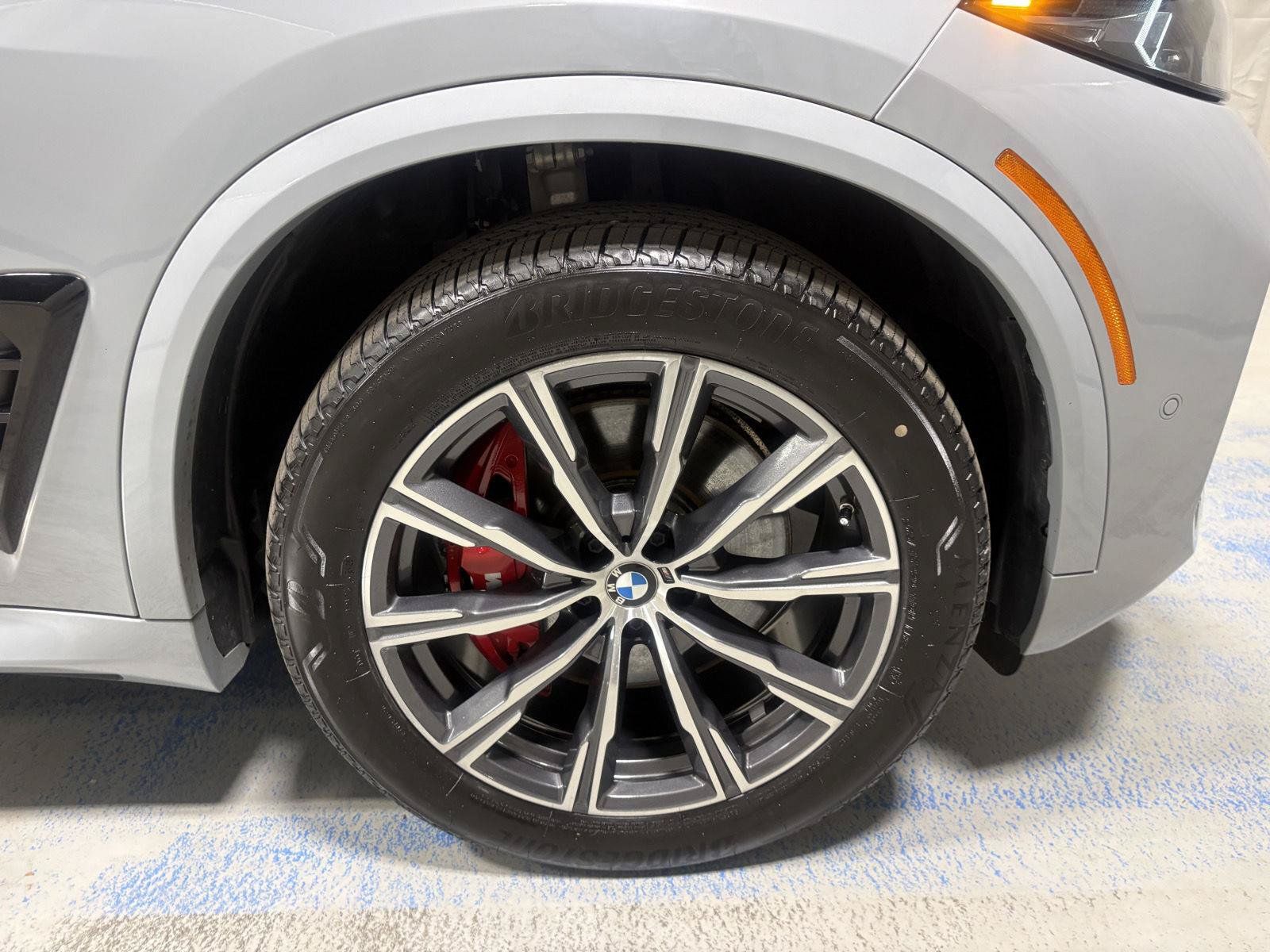 Used 2024 BMW X5 xDrive40i w/ M Sport Package AWD/4WD image 40