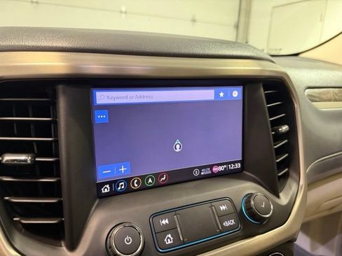 Used 2020 GMC Acadia Denali w/ Technology Package AWD/4WD image 21