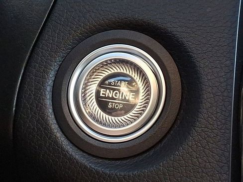 Used 2022 Mercedes-Benz GLC 300 4MATIC w/ AMG Line image 26