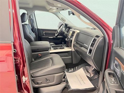 Used 2017 RAM 1500 Laramie w/ Convenience Group image 13