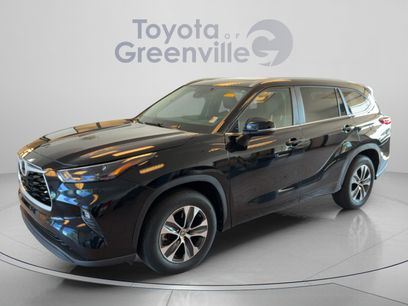 Used 2023 Toyota Highlander XLE