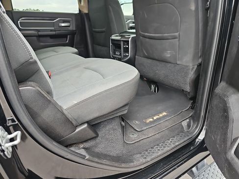 Used 2019 RAM 2500 Big Horn AWD/4WD image 15