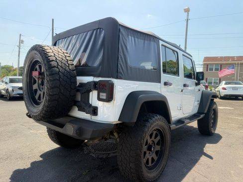 Used 2014 Jeep Wrangler Unlimited Sport w/ Quick Order Package 24S AWD/4WD image 5