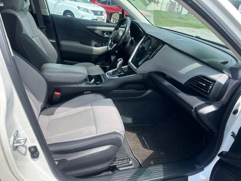 Used 2023 Subaru Outback Premium AWD/4WD image 23