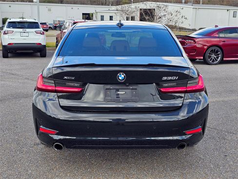 Used 2022 BMW 330i xDrive Sedan w/ Driving Assistance Package AWD/4WD image 10