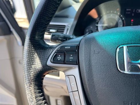 Used 2011 Honda Odyssey EX-L image 16