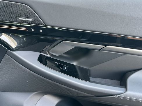 New 2026 BMW 530i 530i w/ M Sport Package image 18