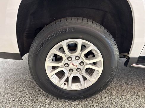 Used 2019 GMC Yukon XL SLT image 26