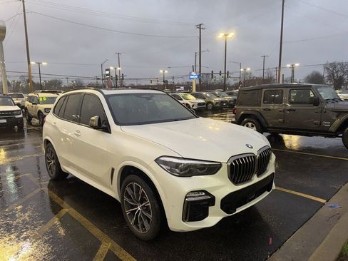 Used 2020 BMW X5 M50i image 4