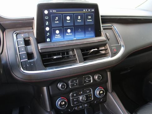 Used 2022 Chevrolet Suburban RST w/ Luxury Package image 7