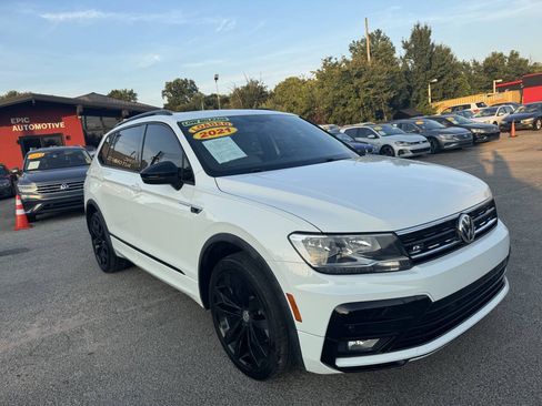 Used 2021 Volkswagen Tiguan SE R-Line FWD image 3
