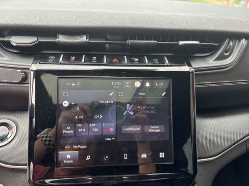 Used 2024 Jeep Grand Cherokee Altitude image 15