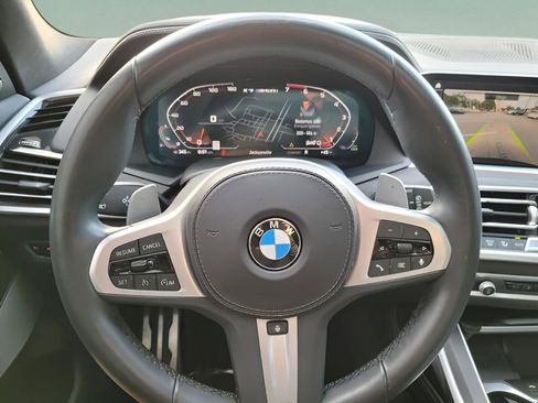 Used 2022 BMW X7 M50i w/ Luxury Seating Package image 20