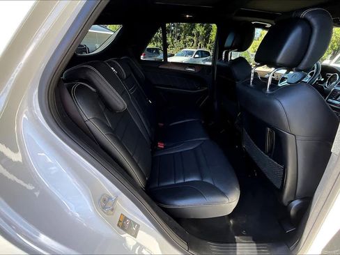 Used 2015 Mercedes-Benz ML 63 AMG 4MATIC image 19