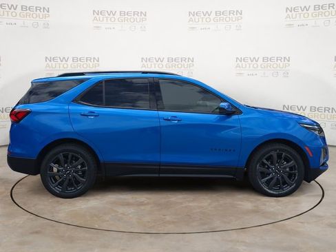 Used 2024 Chevrolet Equinox RS FWD image 6