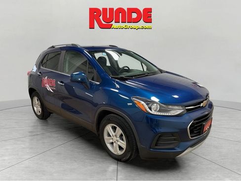 Used 2020 Chevrolet Trax LT w/ Driver Confidence Package FWD image 7
