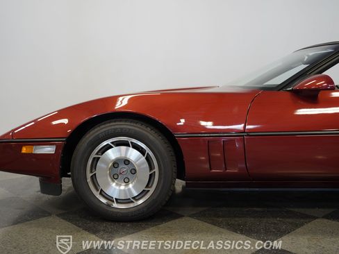 Used 1987 Chevrolet Corvette Convertible RWD image 30
