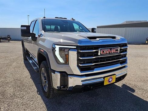 New 2026 GMC Sierra 2500 SLE image 7