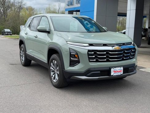 New 2026 Chevrolet Equinox LT FWD image 23