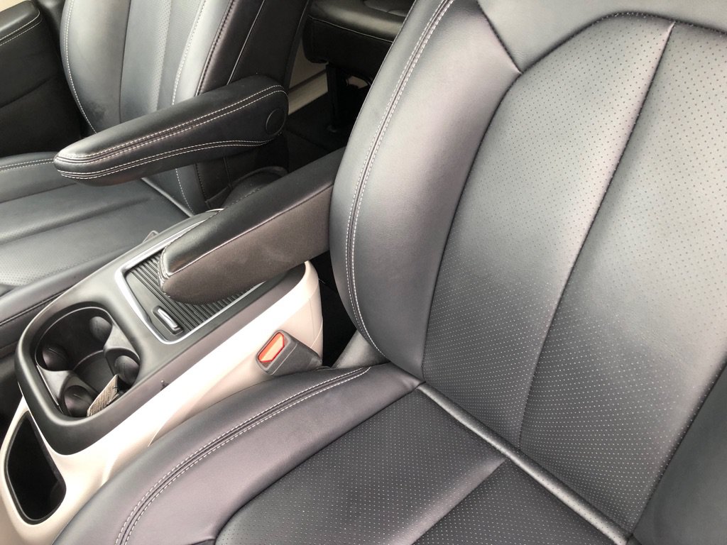 Used 2024 Chrysler Pacifica Touring-L FWD image 19
