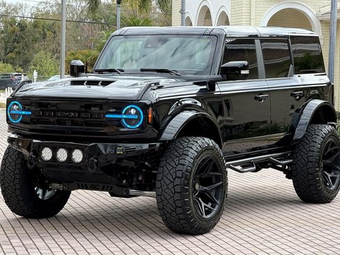 Used 2024 Ford Bronco Outer Banks AWD/4WD image 11