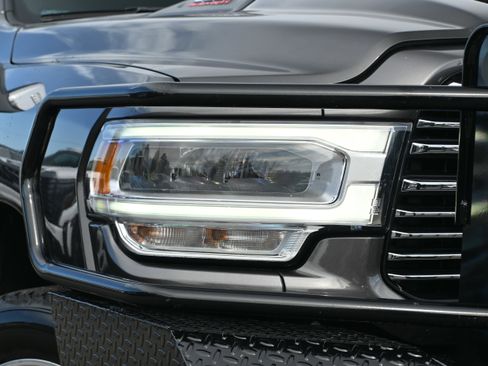 Used 2024 RAM 2500 Laramie w/ Sport Appearance Package image 27
