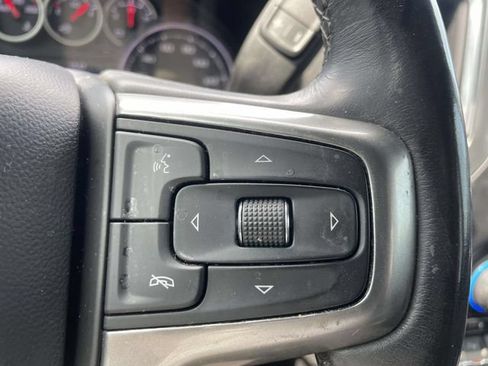 Used 2020 Chevrolet Silverado 1500 LTZ w/ LTZ Premium Package AWD/4WD image 16