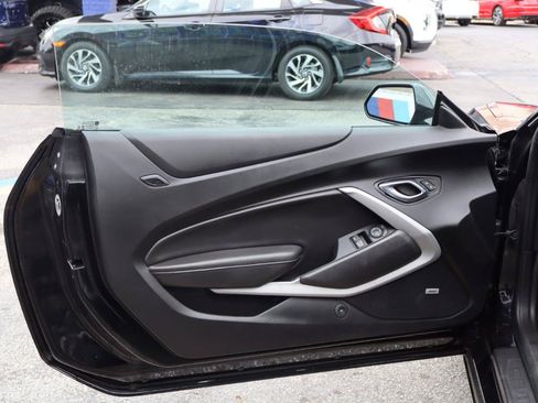 Used 2019 Chevrolet Camaro LT w/ Technology Package RWD image 12