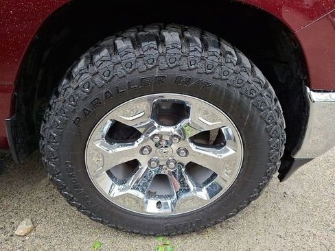 Used 2019 RAM 1500 Big Horn AWD/4WD image 7