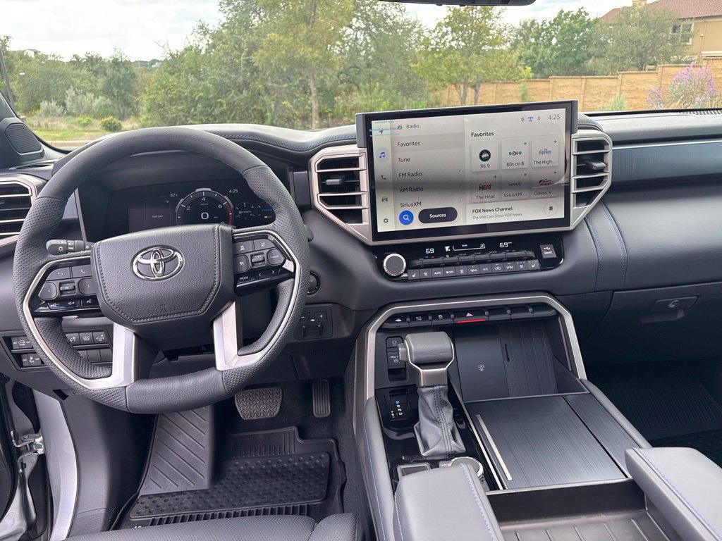 Used 2026 Toyota Sequoia Platinum AWD/4WD image 18
