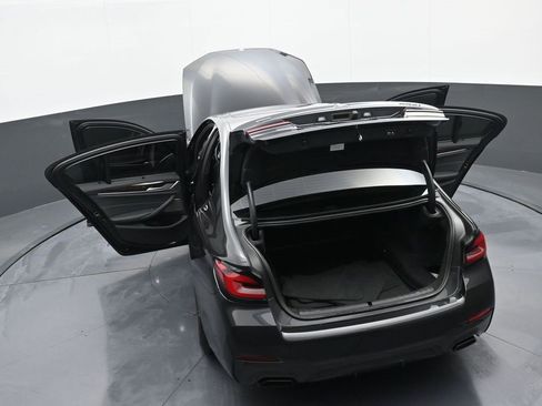 Used 2023 BMW 540i xDrive w/ Executive Package image 45