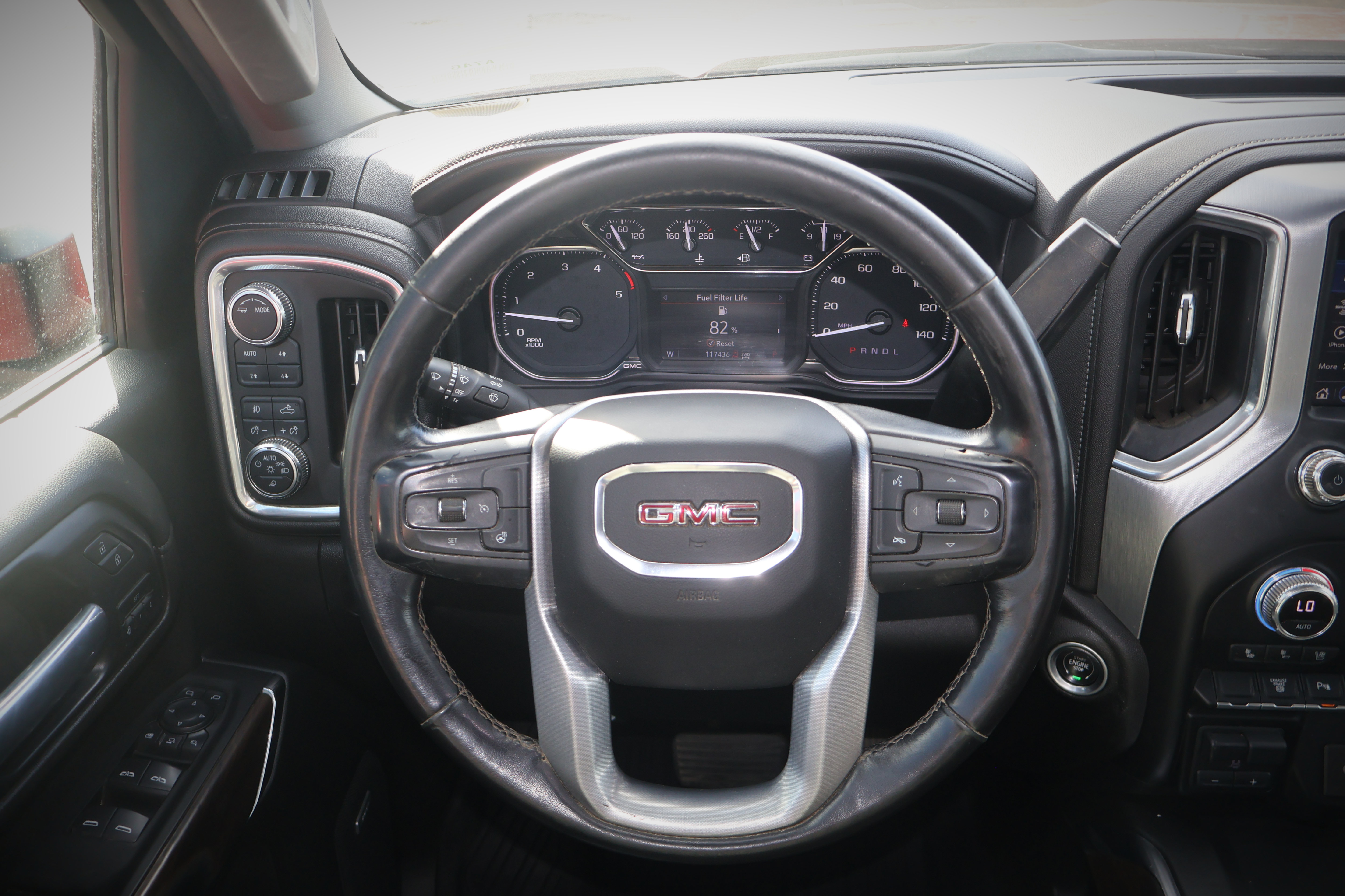 Used 2021 GMC Sierra 2500 SLT w/ SLT Premium Package AWD/4WD image 13