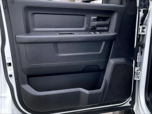 Used 2024 RAM 3500 Tradesman w/ Chrome Appearance Group image 19